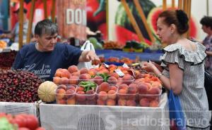 Evo kako se kreću cijene sezonskog voća na gradskim pijacama